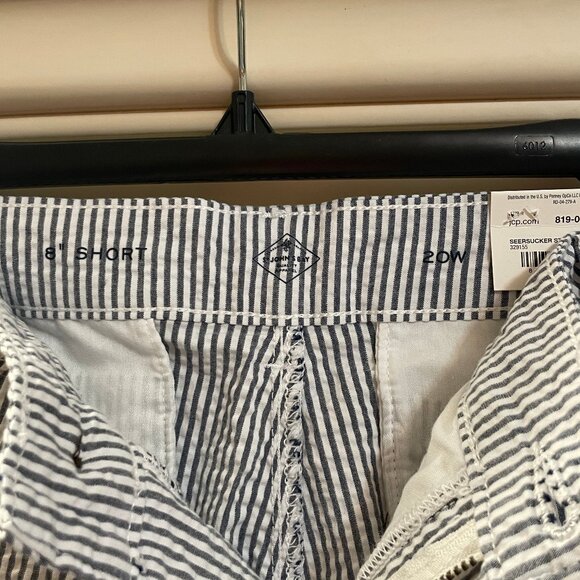 Seersucker Shorts NWT - Picture 5 of 9